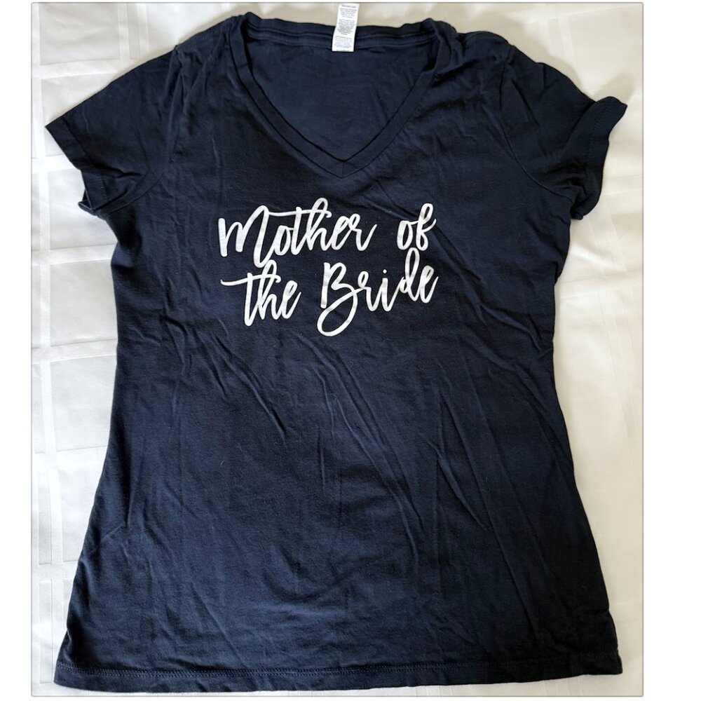 5/$15 SALE!  Mother of the Bride T-Shirt Tee Top Navy Blue V-neck Size Small